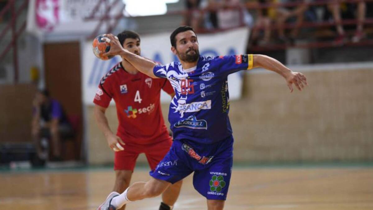 Carrillo evita la primera derrota estival