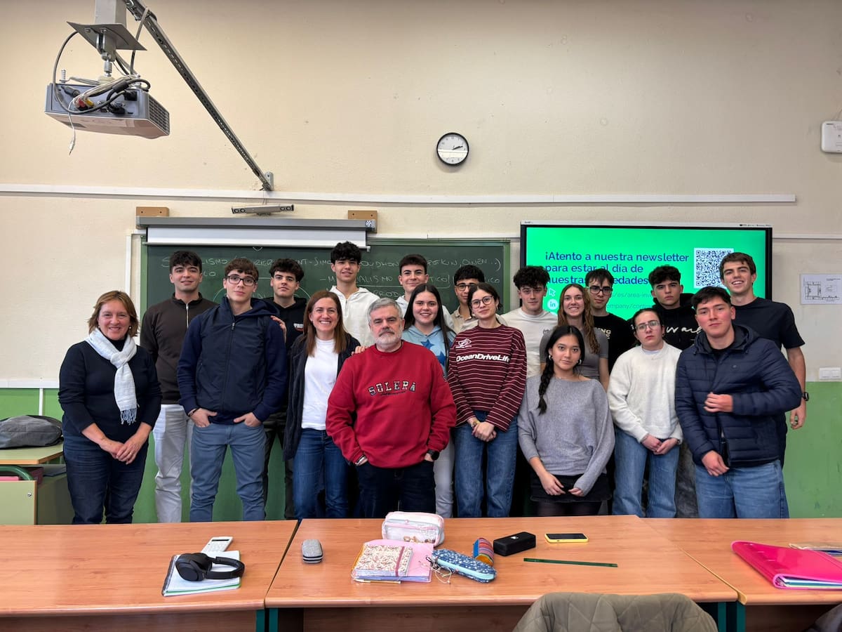 La AECC de Palencia y el IES Jorge Manrique, unidos por la investigación