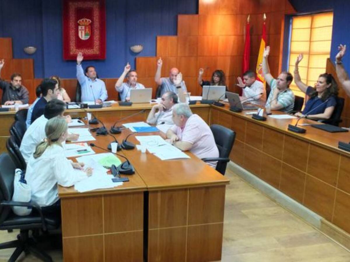 Paracuellos aprueba seis meses tarde unos presupuestos de 23 millones de euros