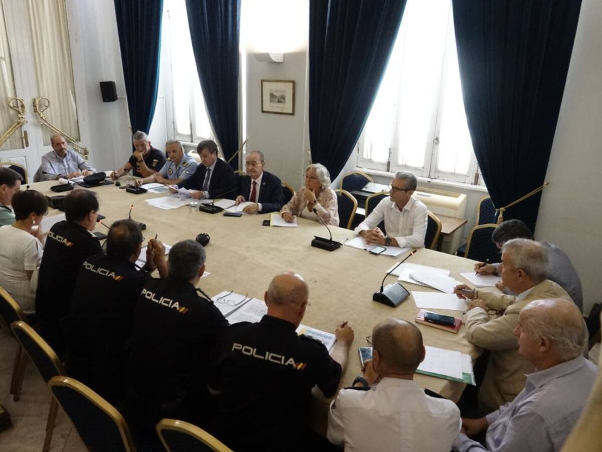 Casi 500 policías diarios y más cámaras de videovigilancia para una feria segura