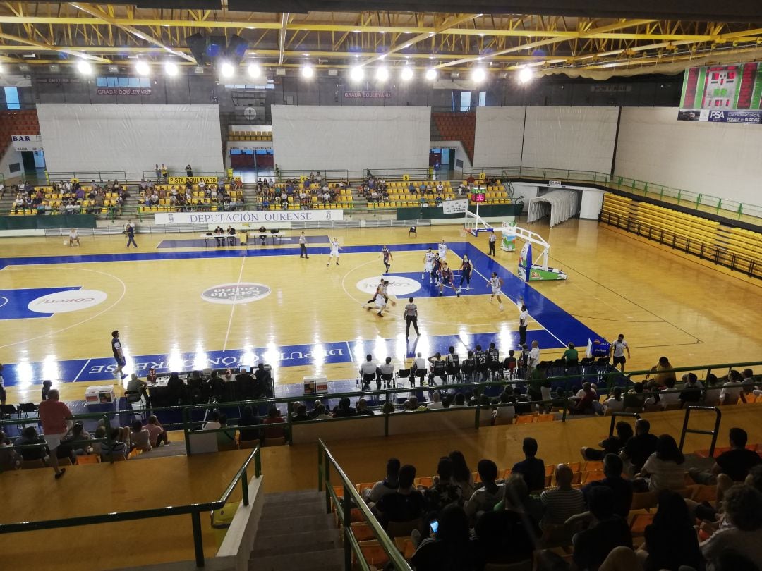 El Club Ourense Baloncesto, cierra la pretemporada en el Pazo de los deportes Paco Paz, con una victoria frente al Marín Peixe Galego,78-62.El próximo domingo día 7 de octubre, primer partido de la liga LEB Oro, donde el COB, visitará al Granada