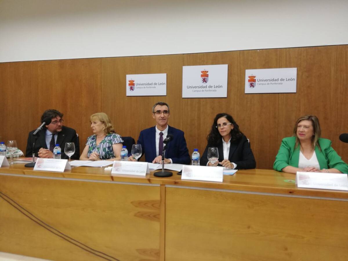 Arranca la Universidad de la Experiencia con más de 200 alumnos en Ponferrada