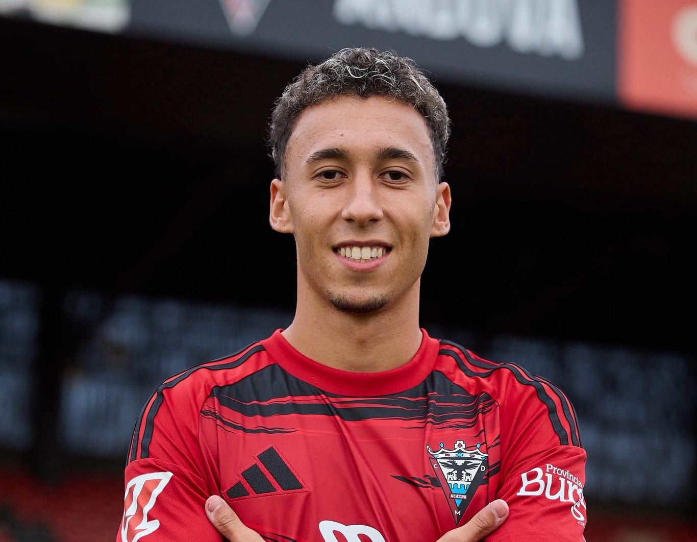 Pablo López, jugador cartagenero del Mirandés