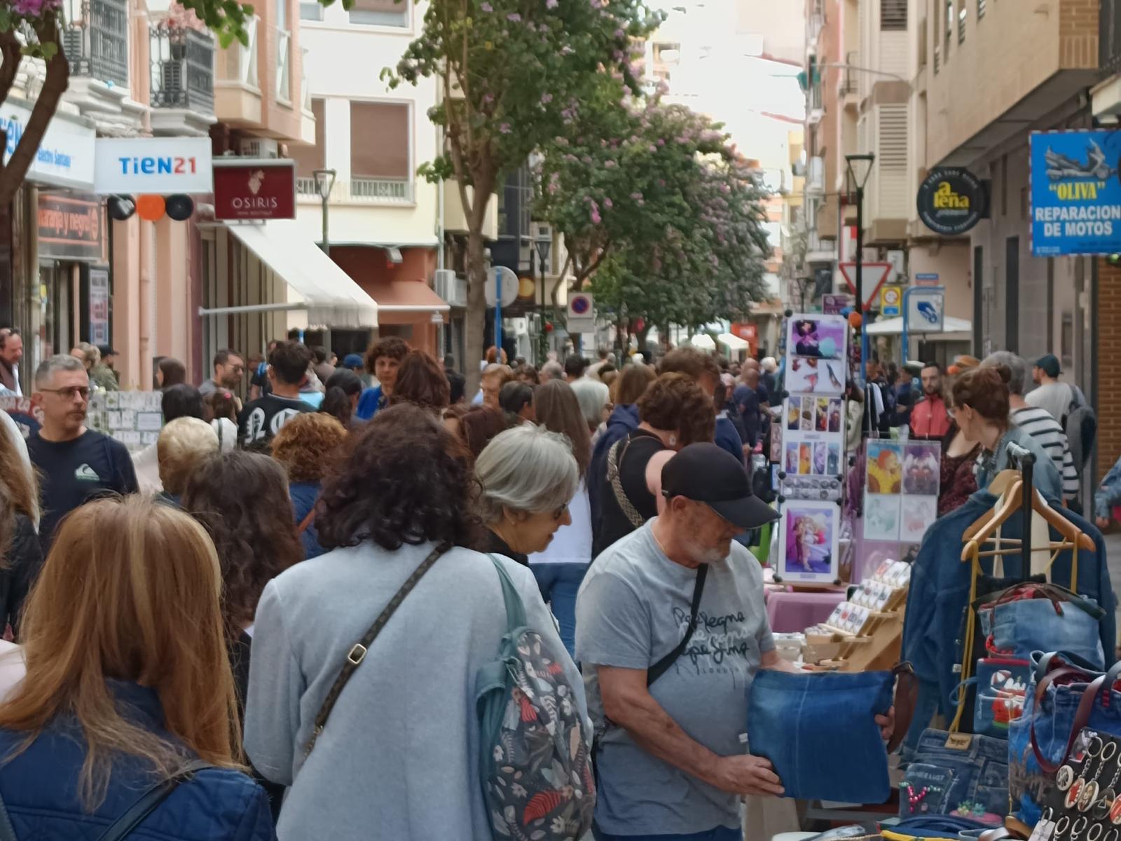 Quintana Florece, actividad de dinamización comercial celebrada en la calle Poeta Quintana