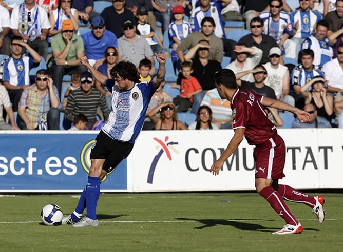 El jugador del Hércules, Tote, durante el partido que le ha enfrentado al Tenerife