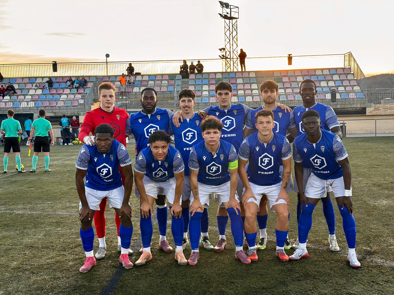 Alineación inicial del partido