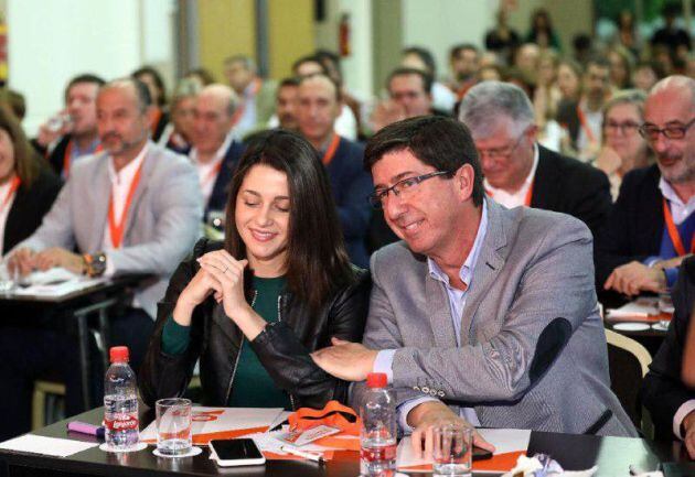 La líder de Cs, Inés Arrimadas, y el candidato del partido a la Junta de Andalucía, Juan Marín