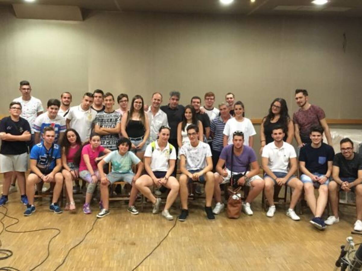 ‘Hijos de Dios’ primer disco de la A.M. ‘Arroquia-Martínez’