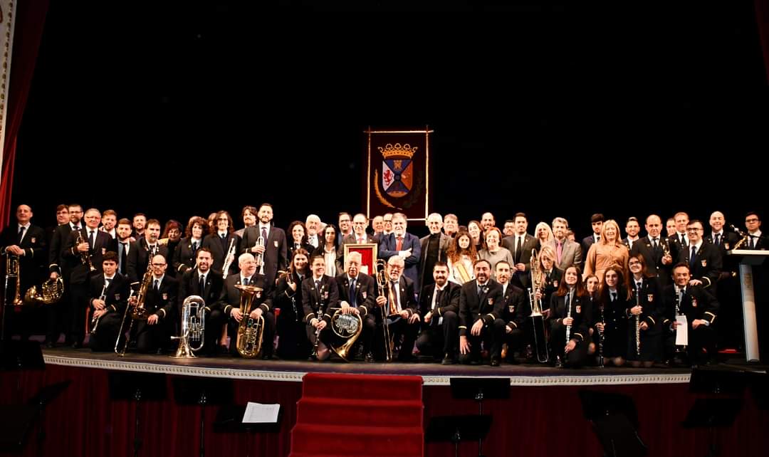 La Banda Municipal, con la Medalla