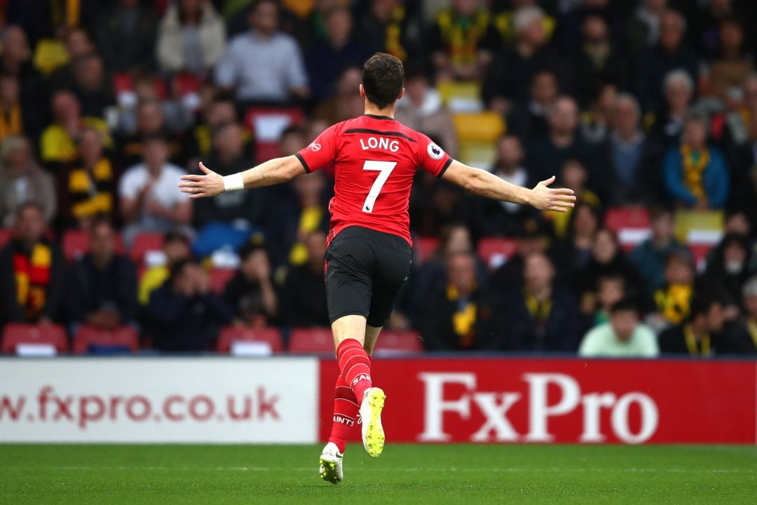 Shane Long celebra su gol ante el Watford