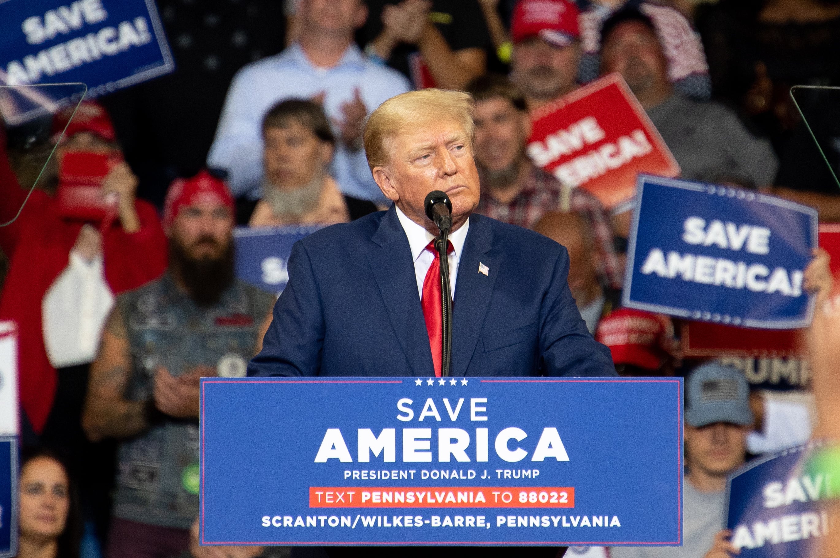 El presidente Donald Trump durante un mitin en Pennsylvania 03/09/2022. EFE/EPA/TRACIE VAN AUKEN