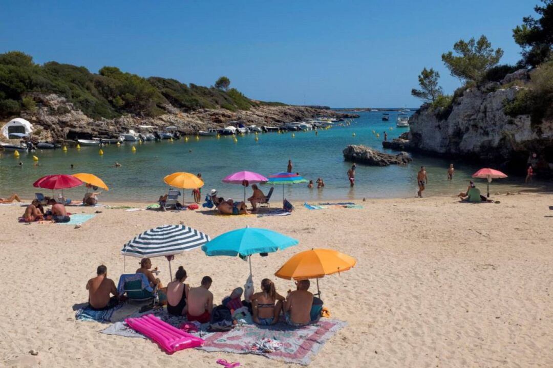 Los turistas pagarían más de un euro por salvar un metro de las playas de Mallorca del cambio climático.