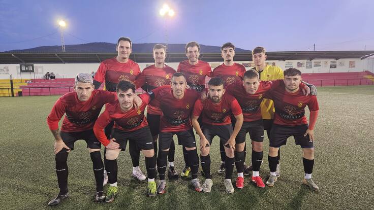 El Jódar C.F. incapaz de imponerse al Arquillos C.F., a pesar de adelantarse hasta 3 veces en el marcador, para un resultado definitivo de (4 : 4), con dos goles de Deco y uno de Cueva y Chino y encajar hasta 3 goles de penalti