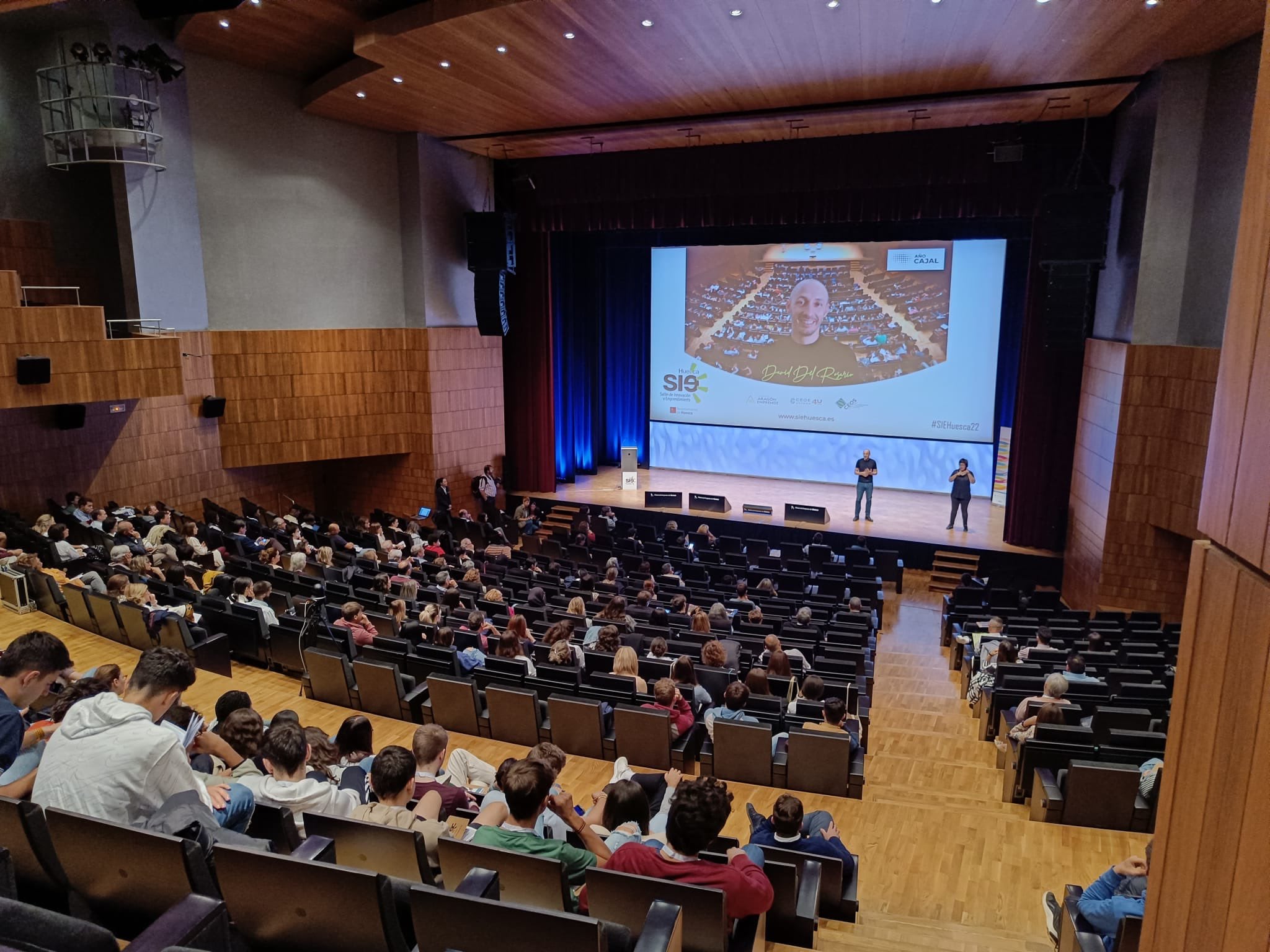 David del Rosario, David del Rosario, investigador de la neurociencia, durante su conferencia inaugural