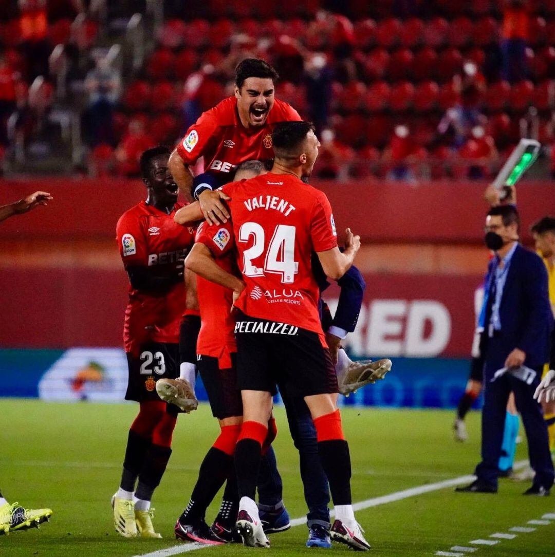 Celebración del segundo gol del Real Mallorca ante el Alcorcón.