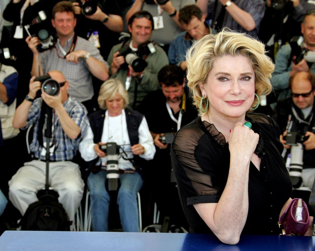 Foto de archivo de la actriz francesa Catherine Deneuve en la edición número 58 del Festival de Cannes (2005).