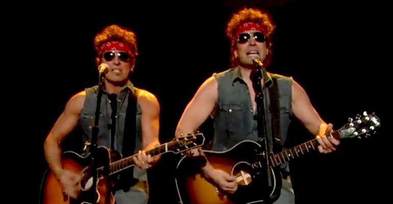 Bruce Springsteen junto a Jimmy Fallon cantando &#039;Born to run&#039;