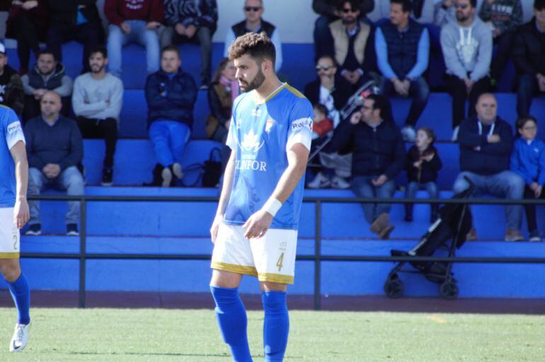 Ángel durante un partido esta temporada en Guadalcacín