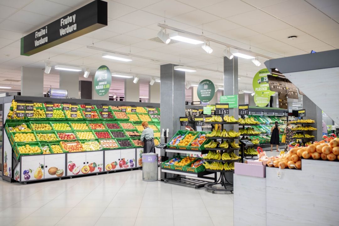 Interior de una tienda eficiente de Mercadona