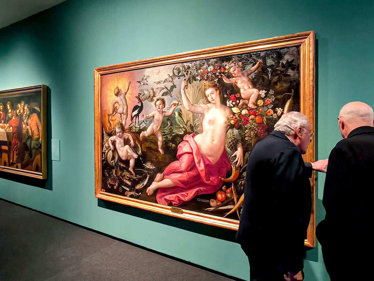 Un viaje hacia la luz del arte en el Centro Cultural Fundación Unicaja