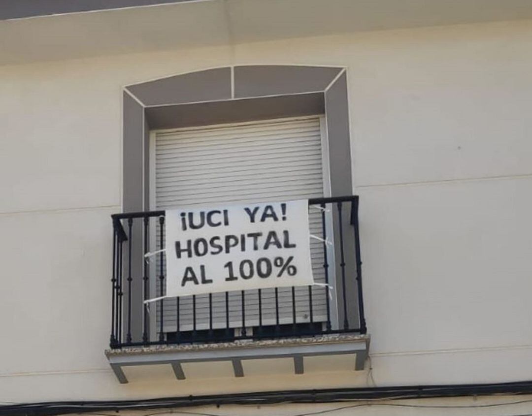 Una de las pancartas reivindicativas realizada por la Coordinadora en Tomelloso