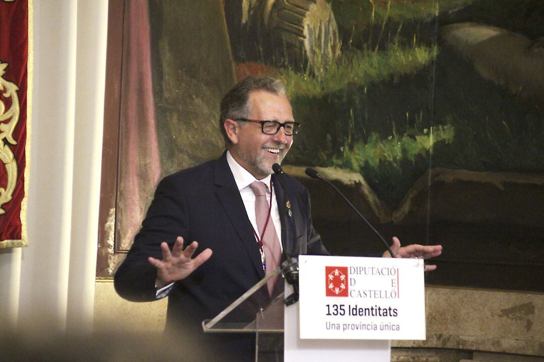 Imagen del presidente de la Diputación José Martí.