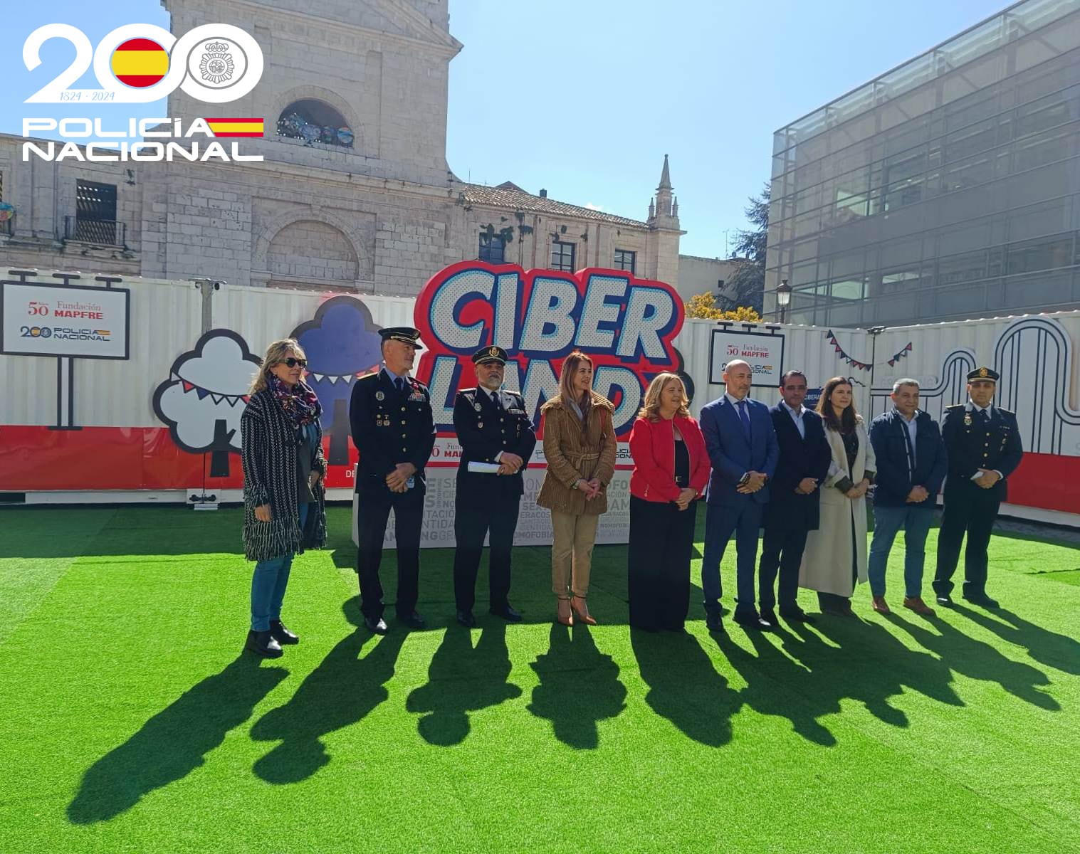 Hasta el 10 de mayo, en la plaza de San Juan y con acceso gratuito, esta muestra, espera la visita de miles de burgaleses