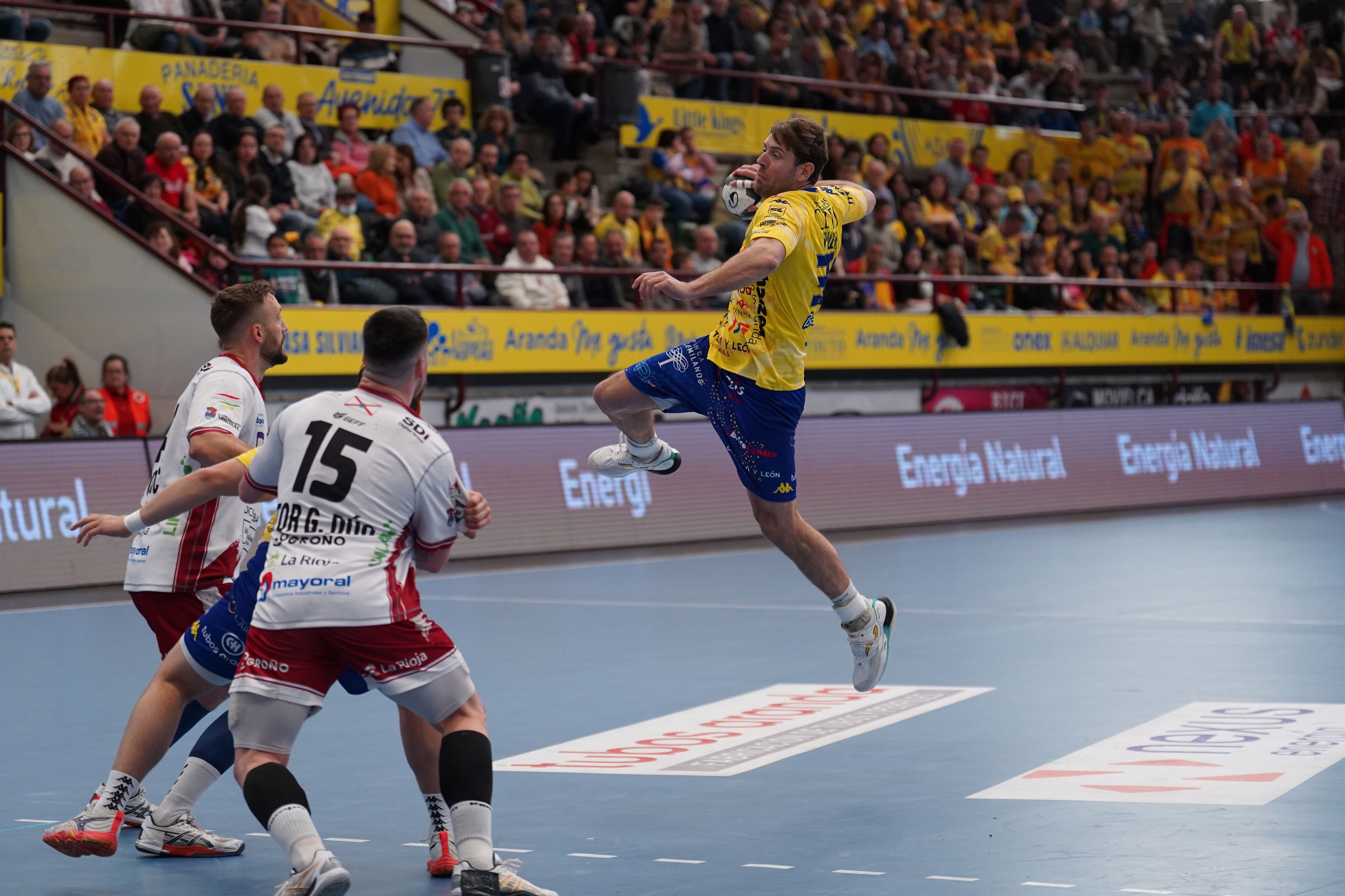 Poveda en un lanzamiento