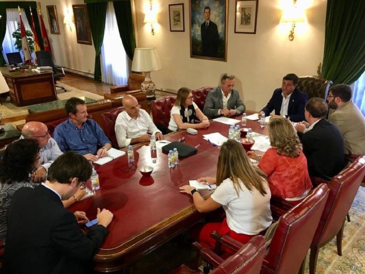 La Mesa del Ferrocarril de Ávila impulsará mociones conjuntas en todas las instituciones