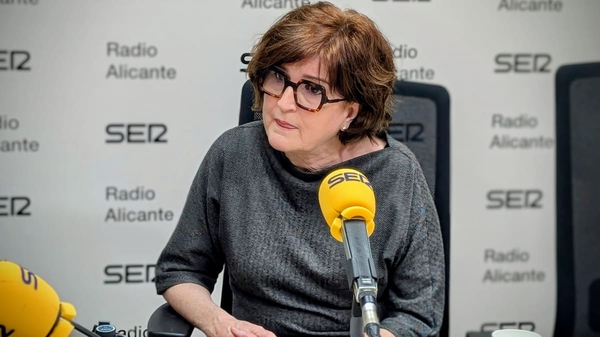 Doctora Isabel Belinchón, dermatóloga, jefa de Estudios en el Hospital General Doctor Balmis y candidata a presidir la AEDV, en Hoy por Hoy Alicante