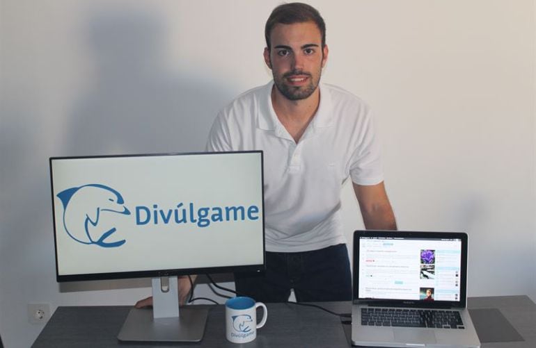 Adrián Muñoz, creador de la red social &quot;Divúlgame&quot;