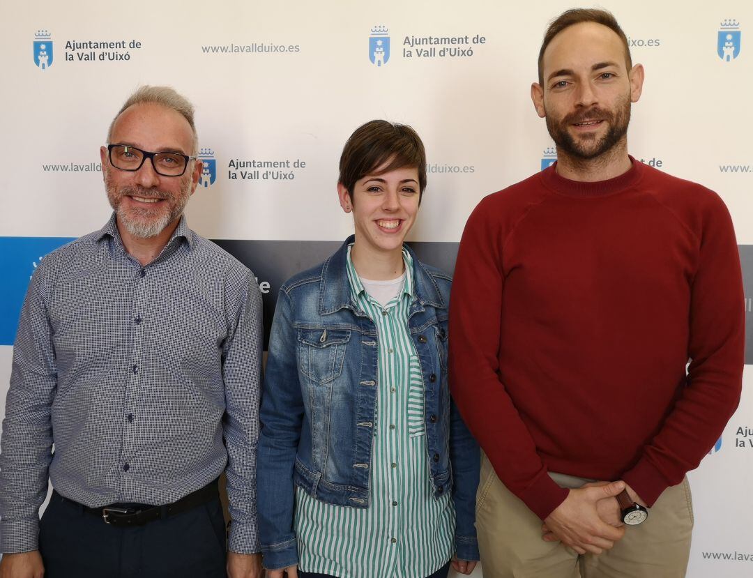 David Lluch, concejal de Participación Ciudadana; el concejal de Desarrollo Económico y consejero delegado de Emsevall, Jorge Garcia y la concejala de Servicios Sociales, Marian Artero.