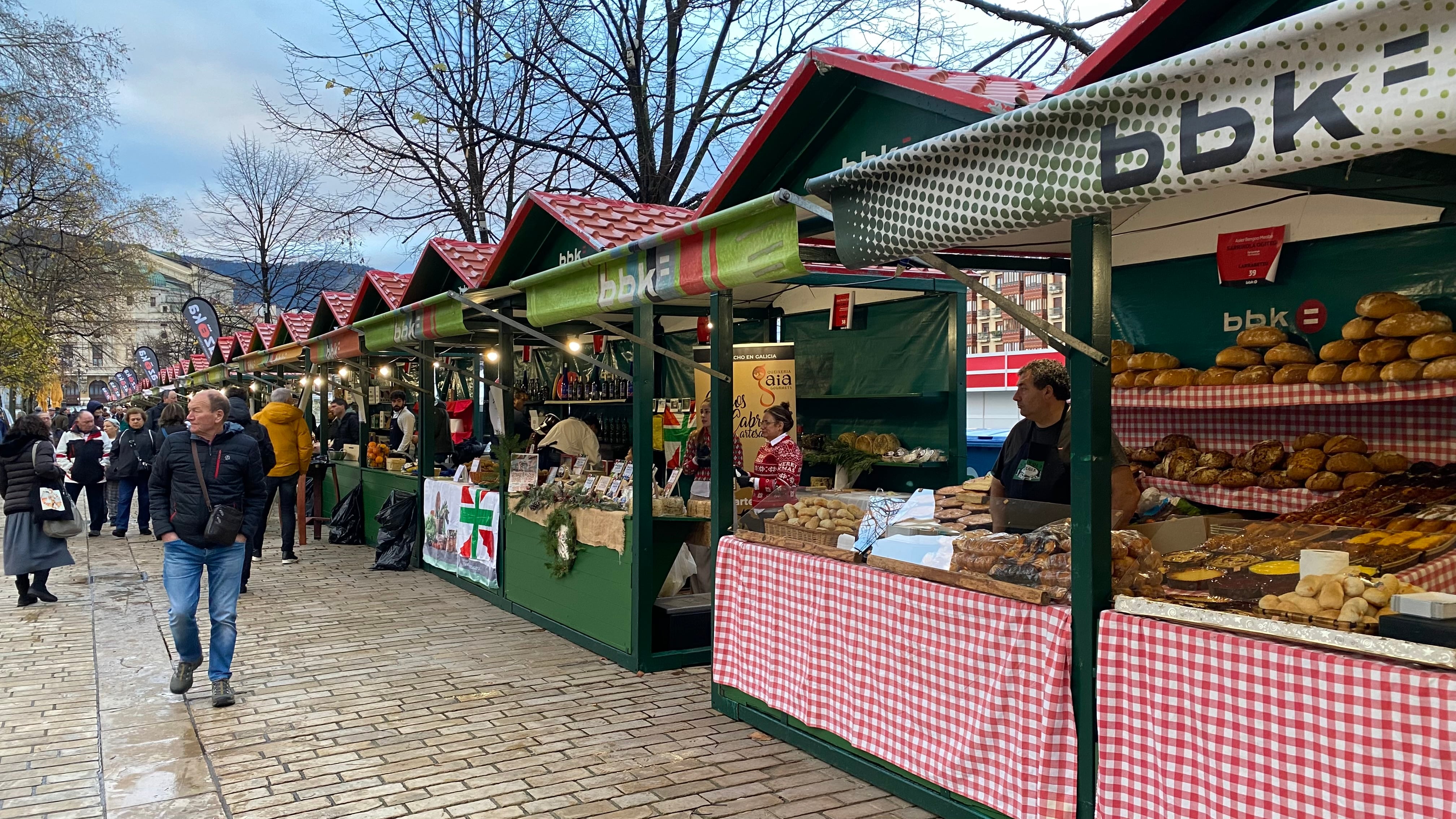 El mercado de Santo Tomás a primera hora de la mañana.