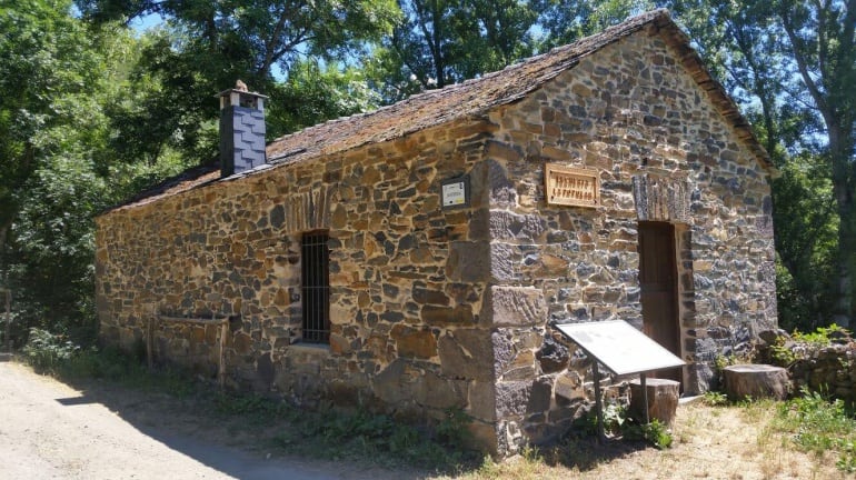 nstalaciones de La Popular en Sosas de Laciana (León)