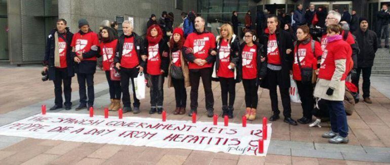 Protesta de afectados tras reunirse con eurodiputados