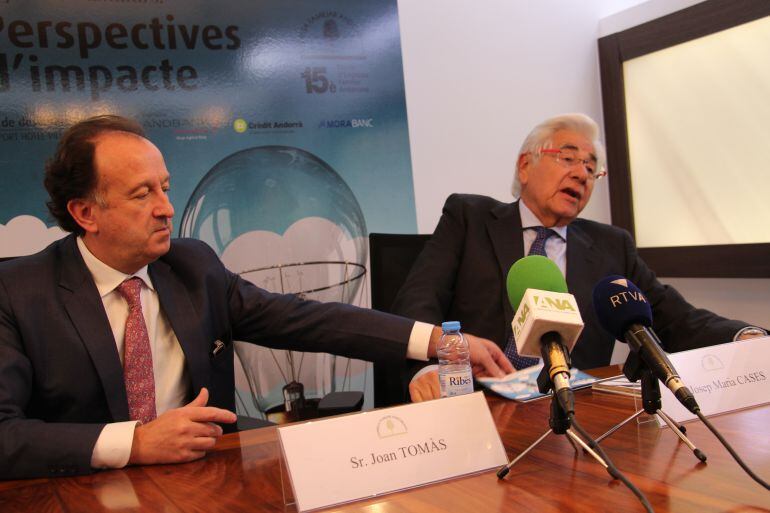 Josep Maria Cases, president de l'EFA, al costat del secretari tècnic de l'entitat, Joan Tomàs.