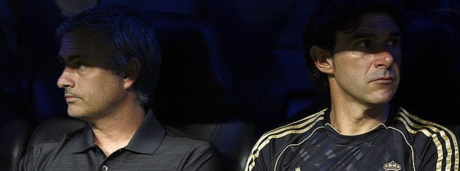 Mourinho y Karanka, en el banquillo del Bernabéu