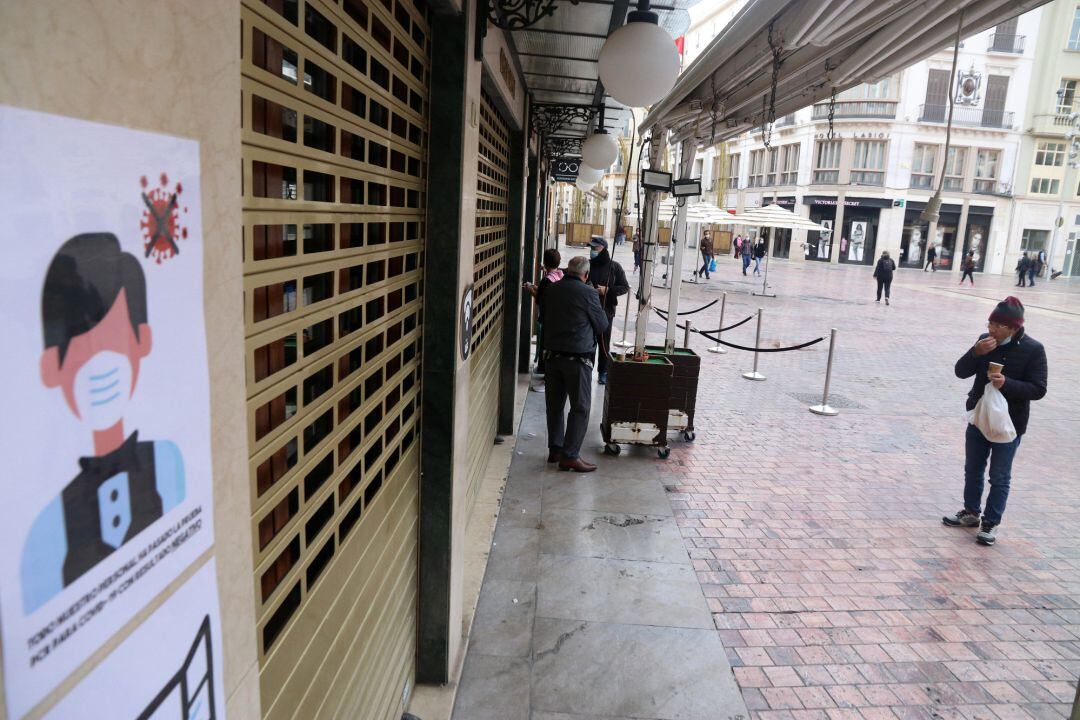 Cese de toda actividad no esencial en Málaga capital debido a la tasa de mil contagios que sobrepasó en los últimos 14 días