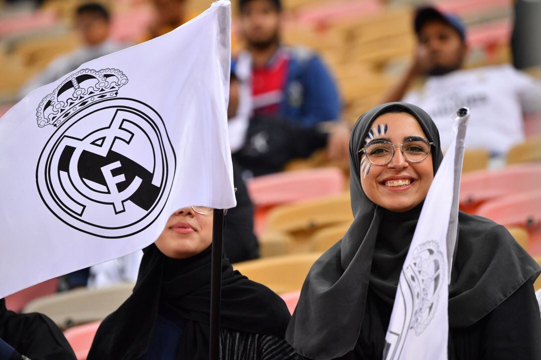 Aficionadas del Real Madrid en Arabia Saudí