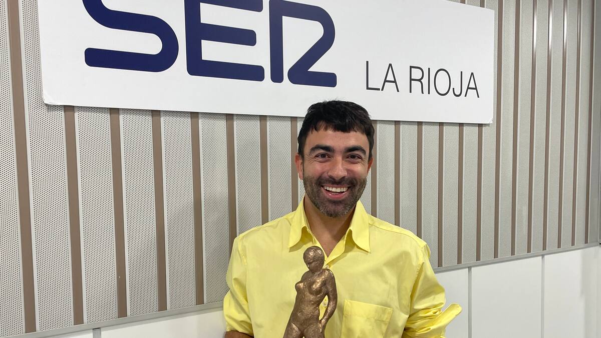 Javier Peña, director de 'Concéntrico' recibe el premio 'A de Actual' por la enorme proyección internacional que este festival reporta a La Rioja