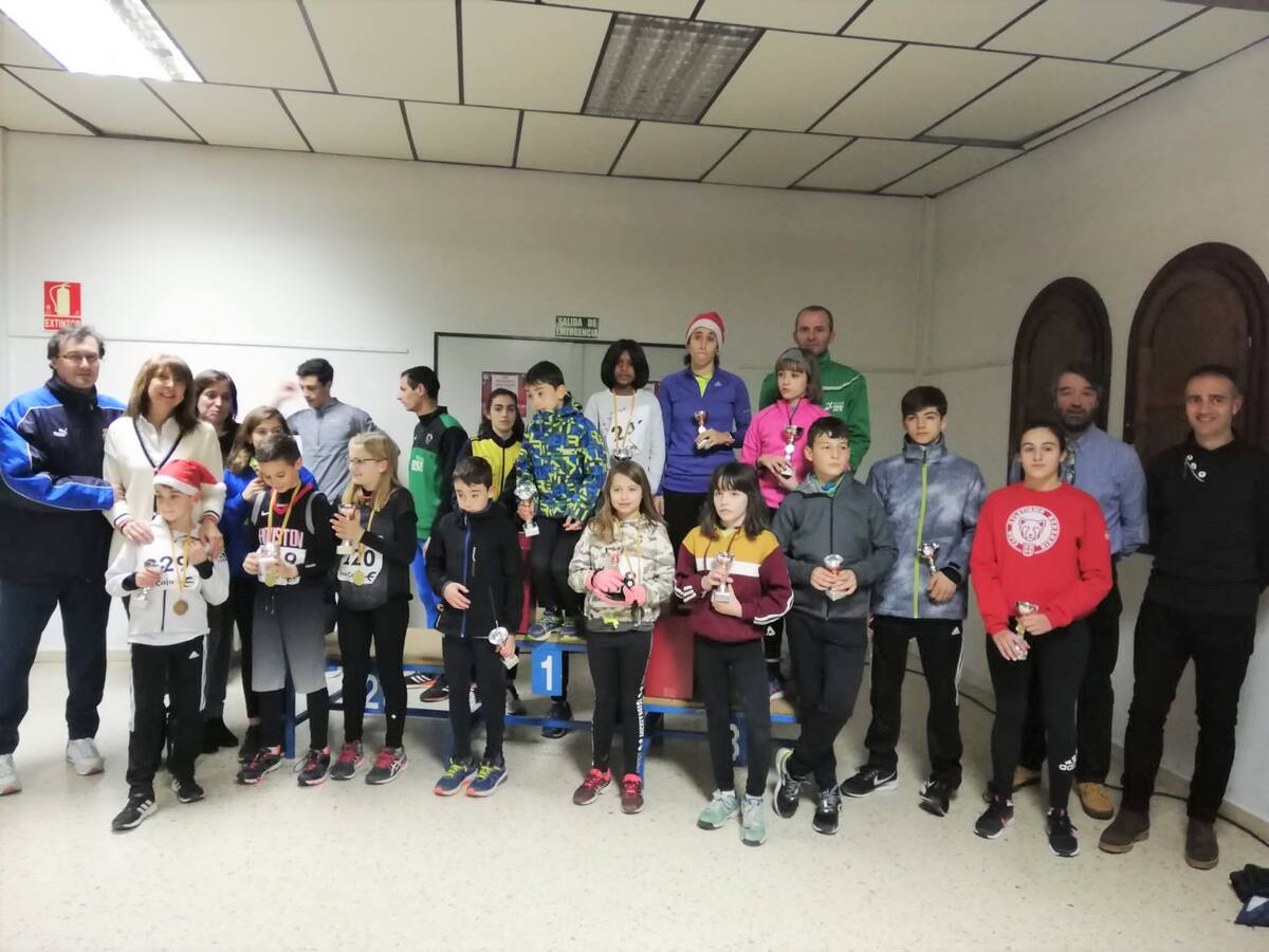 Jorge Torre y Noelia Juan vencedores de la San Silvestre serrablesa