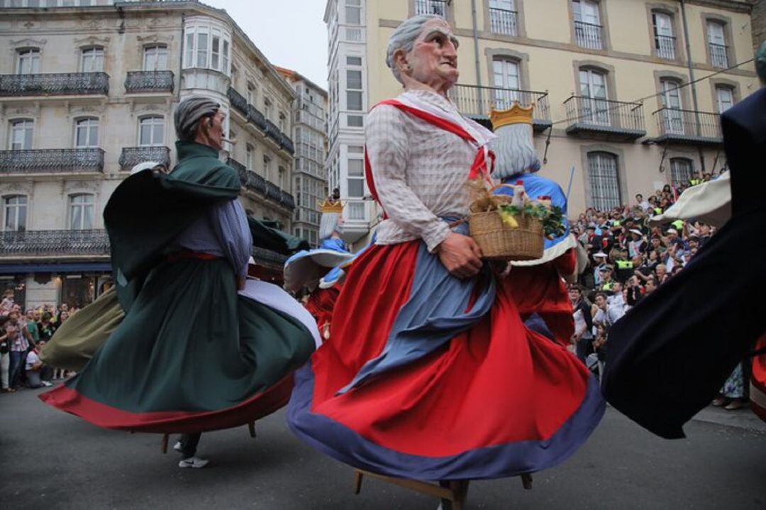 Los gigantes y cabezudos volverán a verse este año