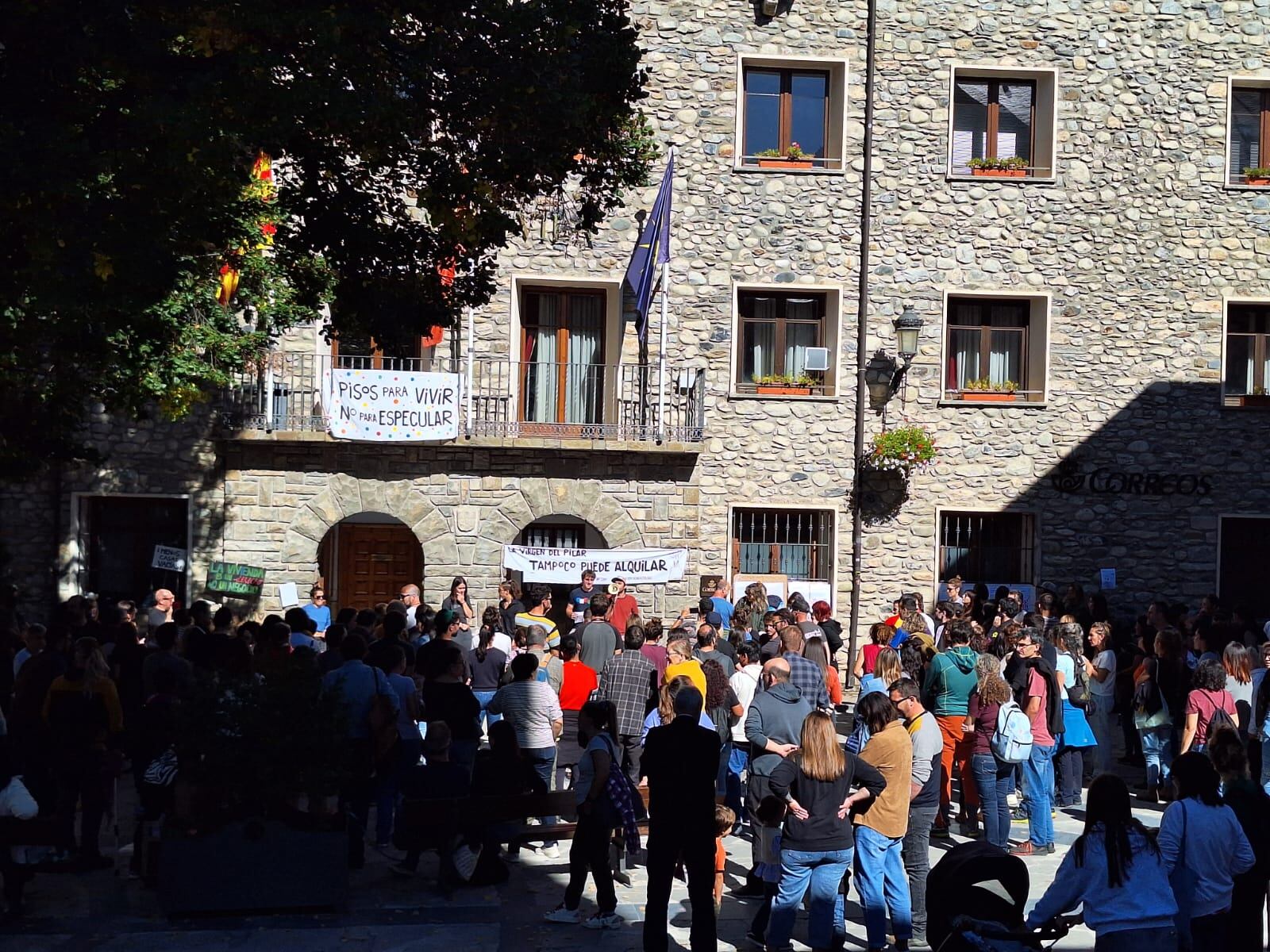 Vecinos de Benasque piden controlar el precio de los alquileres