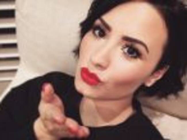 DEMI LOVATO