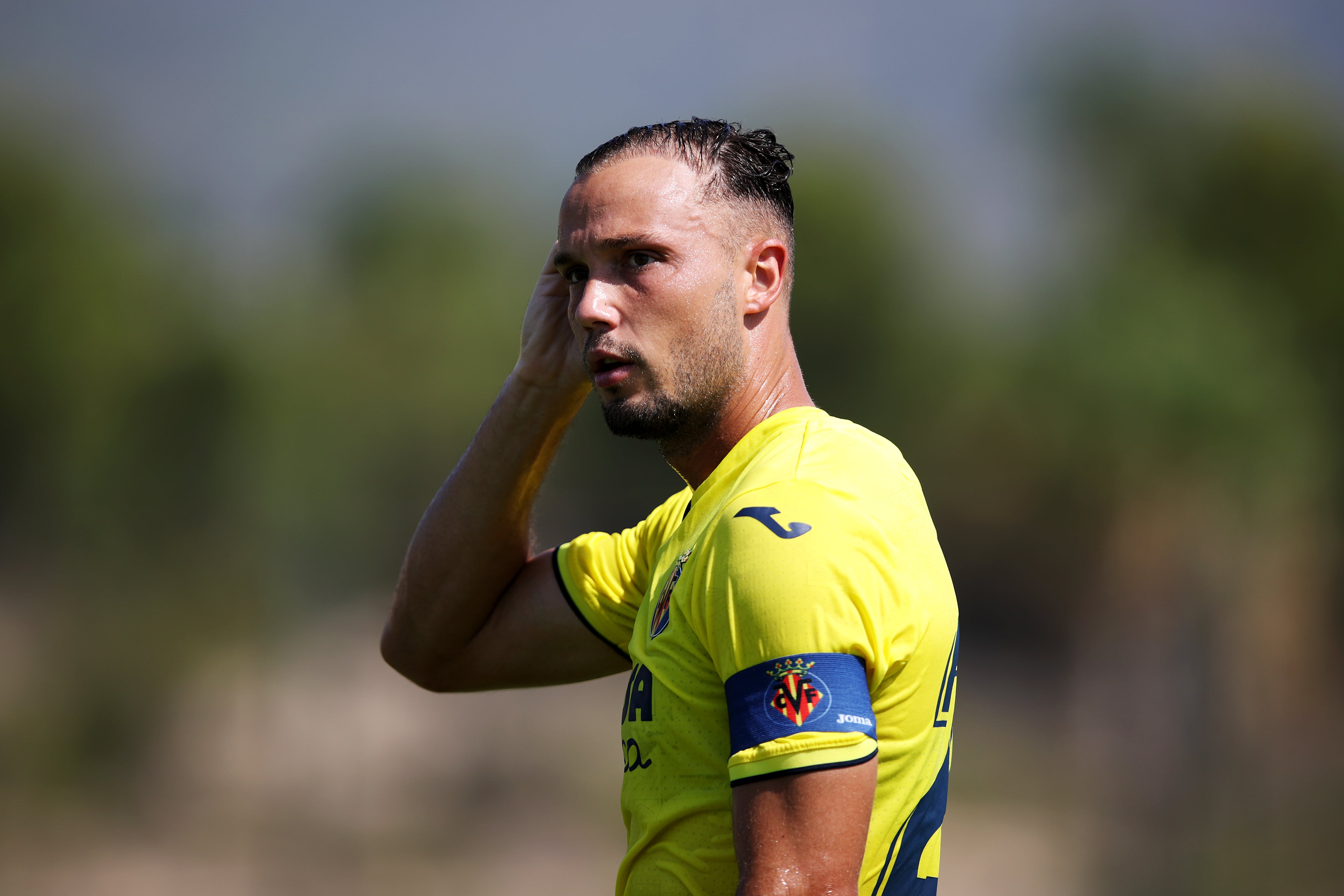 Pablo Íñiguez, jugador del Villarreal CF B, durante un amistoso de pretemporada