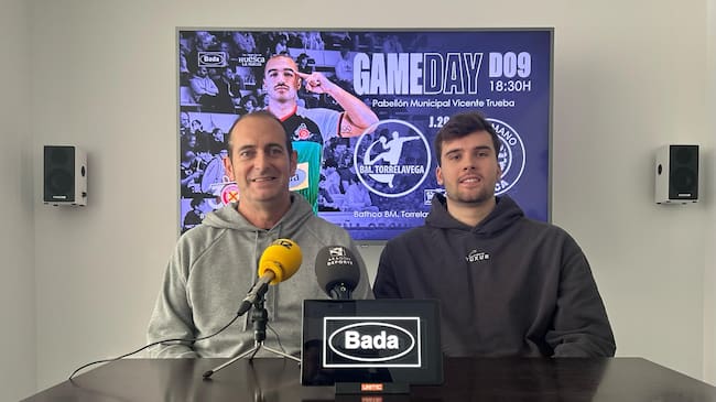 Artur Parera, junto a José Nolasco, durante una rueda de prensa