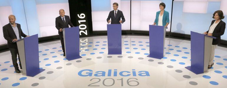 Los candidatos a la presidencia de la Xunta posan antes del debate en la TVG.