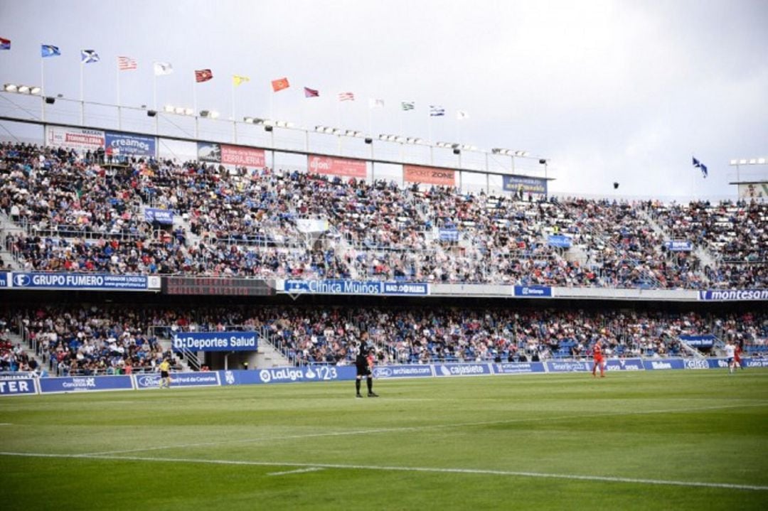 Aficionados blanquiazules en el Heliodoro.