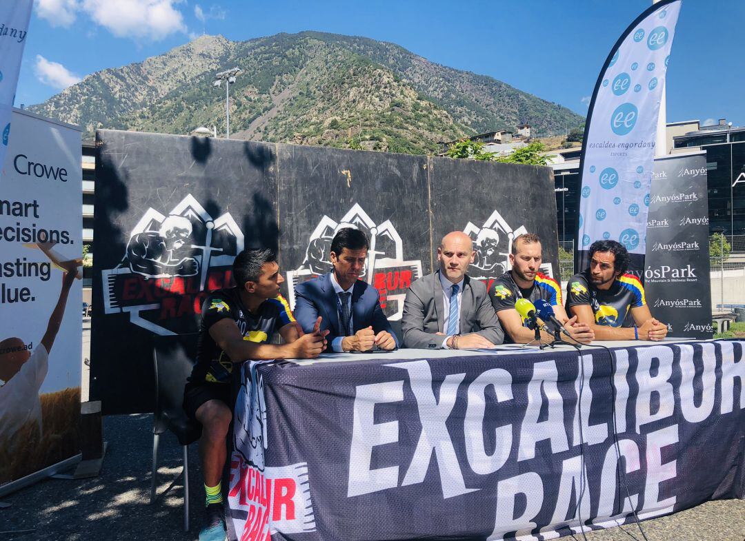 Presentació de l'Excalibur Race.