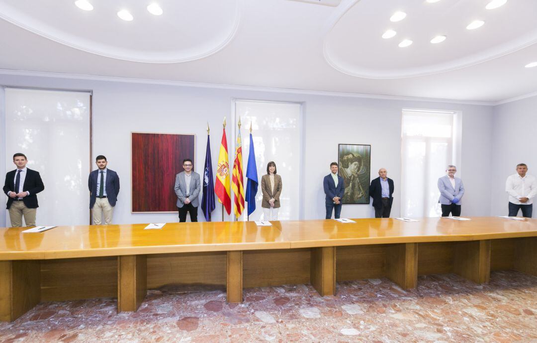 Reunión en Gandia de los grupos políticos y los agnetes económicos de la ciudad  